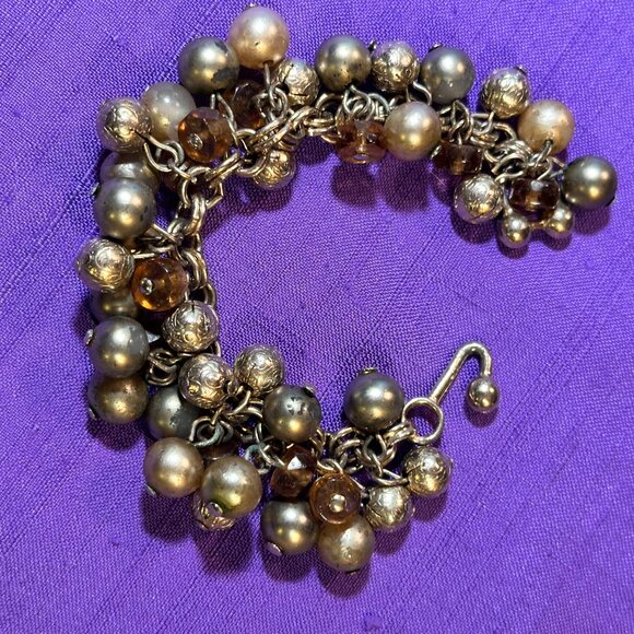 Vintage Flirty Bead & Faux Pearl Cha Cha Bracelet - Picture 4 of 5